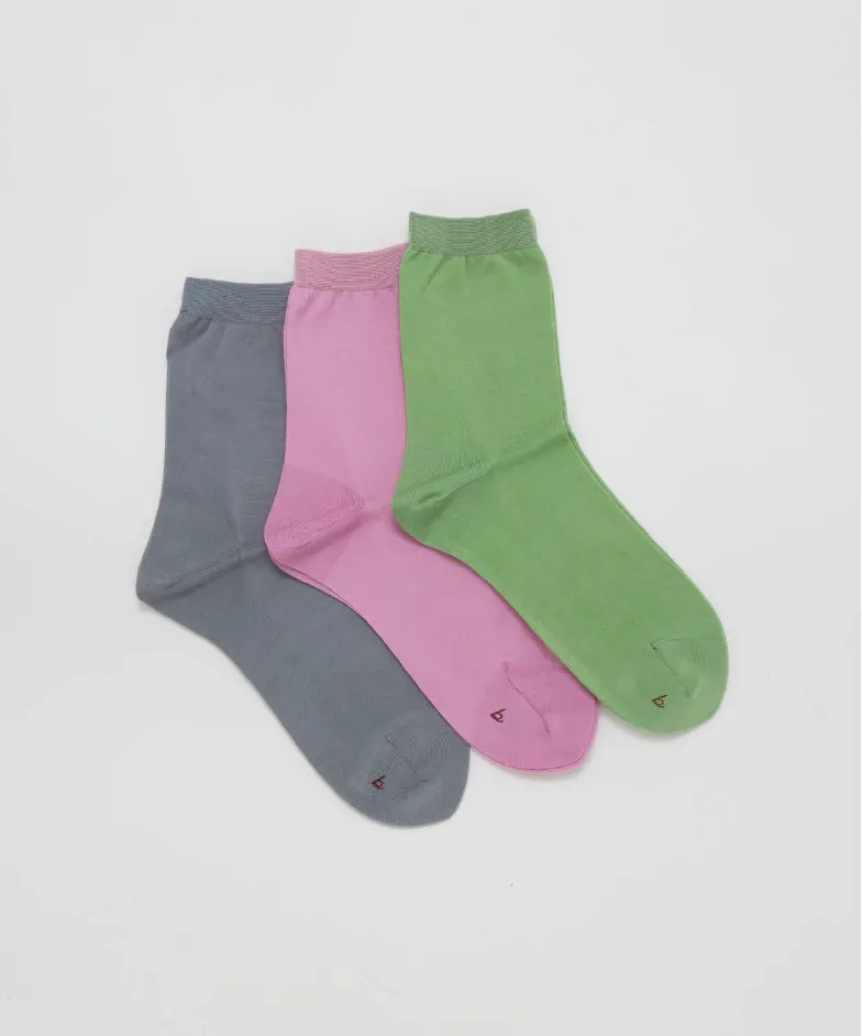 3 Pairs Of Colorful Socks - Roses